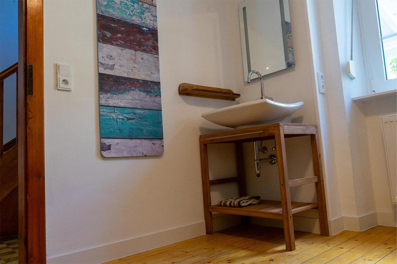 Reuter Apartment *